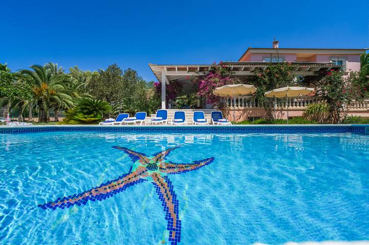 Finca für 8 Personen, mit Balkon und Terrasse sowie Garten in Colònia de Sant Jordi