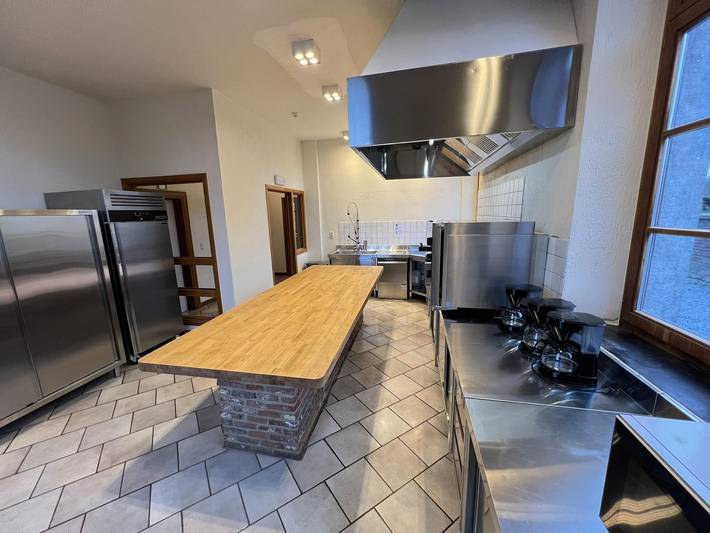 Location de vacances pour 30 personnes, avec terrasse et jardin, animaux acceptés dans Noiseux - 4