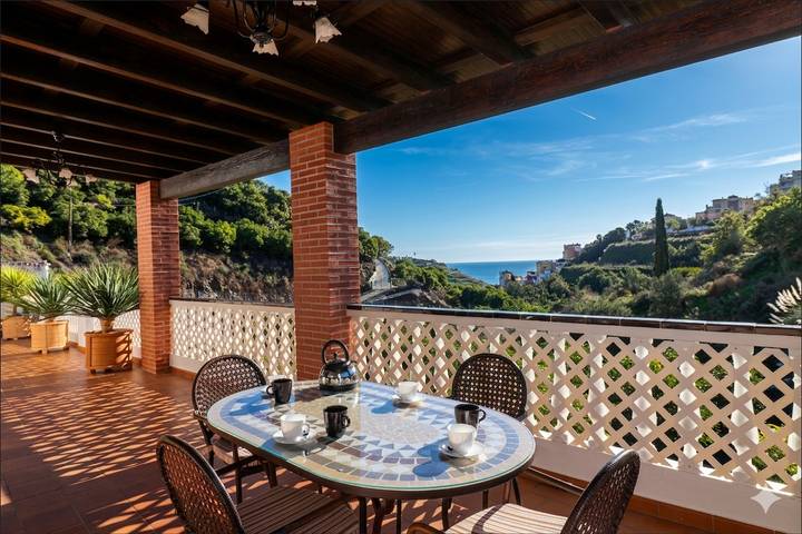 Finca für 6 Personen, mit Terrasse und Garten in Torrox - 4