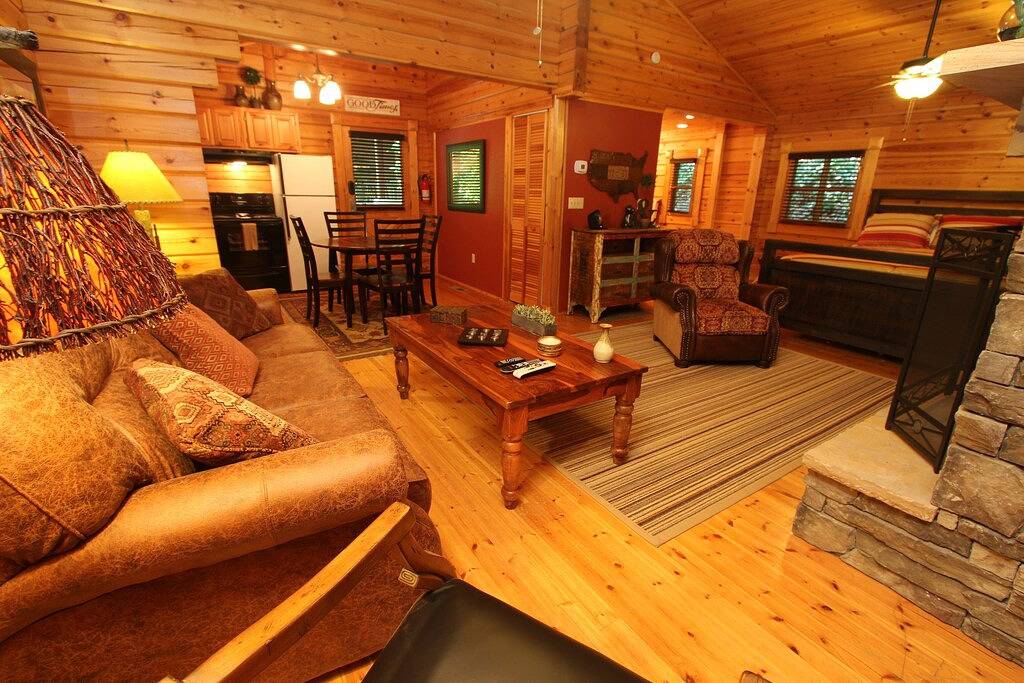 Buchen Sie für August und September und erhalten Sie 15% Rabatt auf 3 oder mehr Nächte! in Sevierville, Sevier County