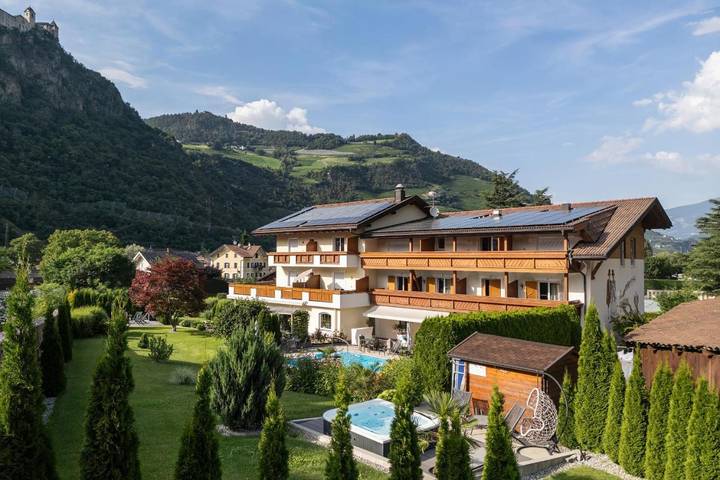 Hotel für 2 Personen, mit Pool und Sauna sowie Garten und Whirlpool