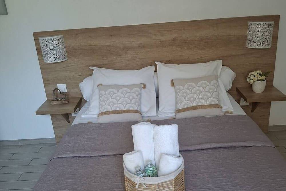 Napo Mistral 2 Comfortable Apartment in Port-Saint-Louis-du-Rhône, Arles region