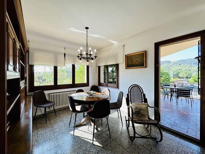 Location de vacances pour 5 personnes, avec terrasse ainsi que piscine et jardin à Santa Cristina d'Aro - 3