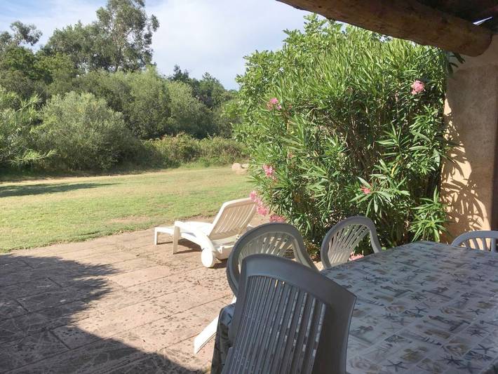 Location de vacances pour 5 personnes, avec piscine ainsi que jardin et vue dans Plage De L Ovu Santu - 3