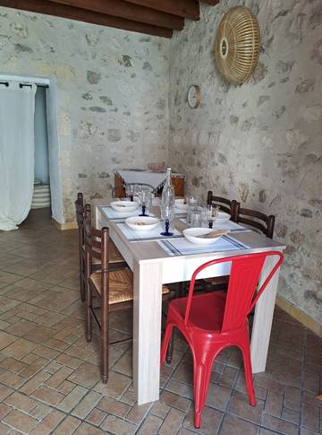 Gîte pour 6 personnes, avec terrasse à Arles