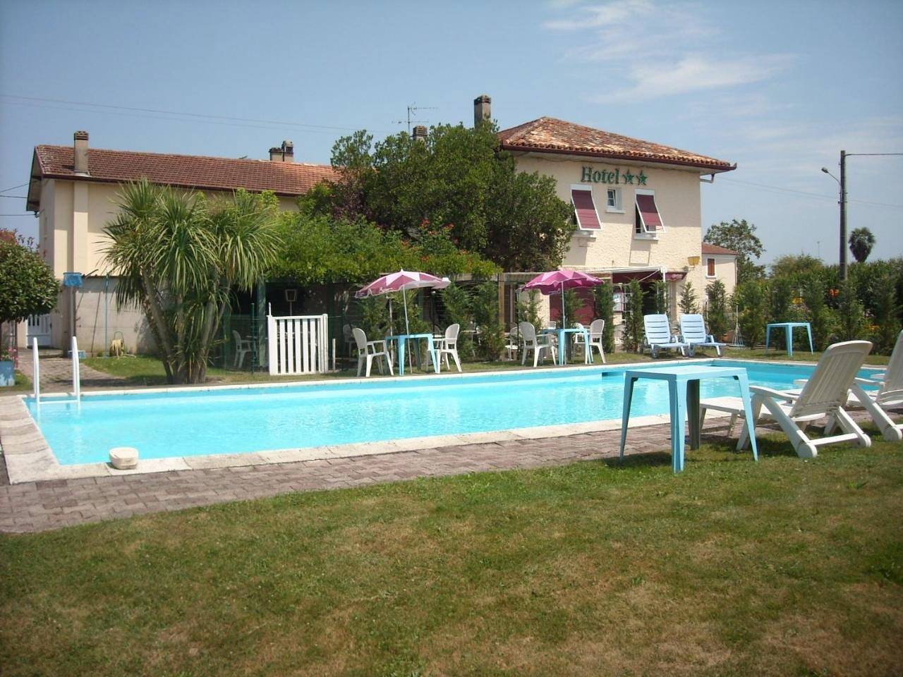 Hôtel pour 1 personne avec jardin in Hagetmau, Landes
