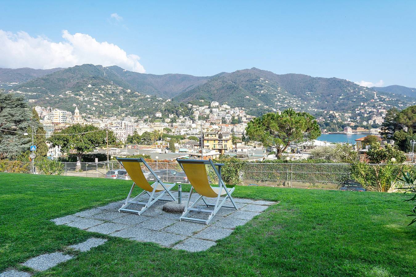 Hel leilighet, Apartment 'Eurotel 523 - Rapallo' with Shared Pool, Wi-Fi and Air Conditioning in Rapallo (By), Rapallo