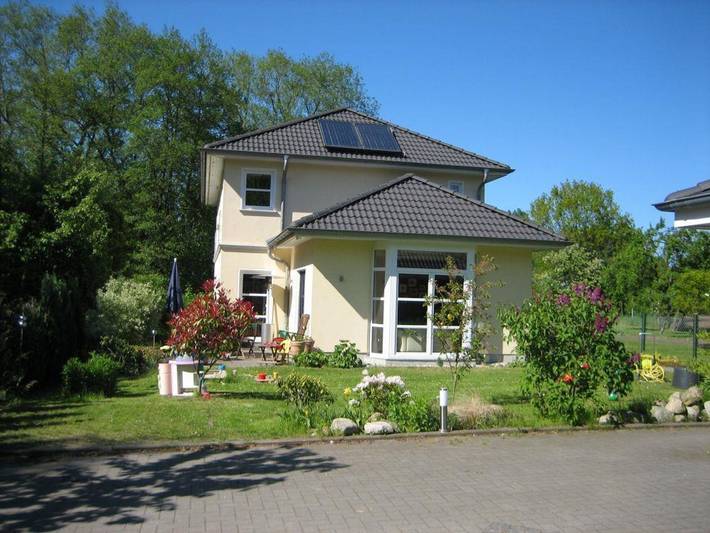 Ferienwohnung für 3 Personen, mit Terrasse und Garten in Kiel