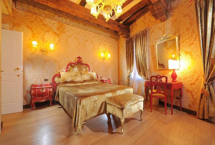 Maison d’hôte pour 2 personnes, avec jacuzzi et jardin dans Place Saint Marc - 3