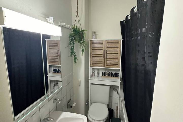 Ganze Wohnung, Central and comfortable apartment for two or three people in Lausanne Secteur de dist., Lausanne