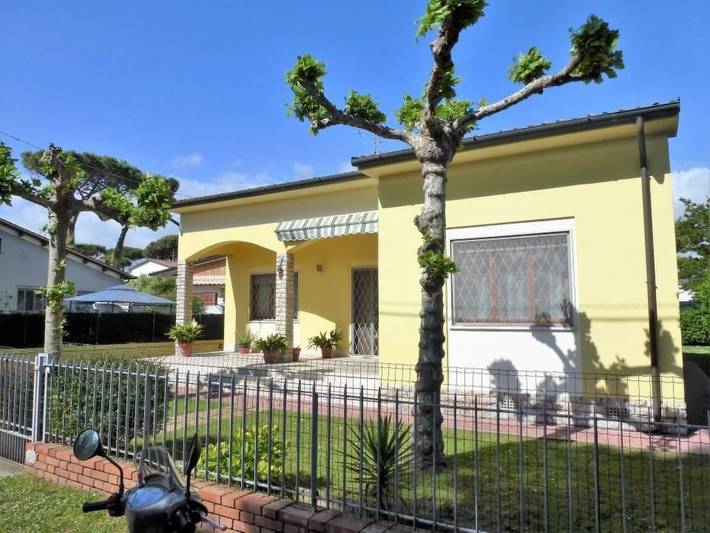 Ferienhaus für 5 Personen, mit Terrasse und Garten in Camaiore