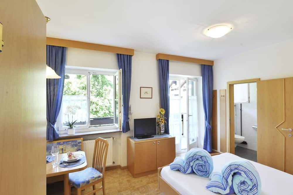 Ganze Wohnung, Festenstein in Andrian, Nonsberggruppe