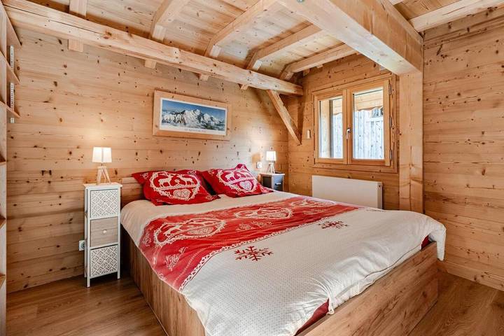 Gîte pour 5 personnes, avec vue et balcon, adapté aux familles à Mieussy - 2