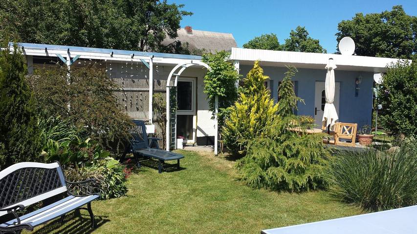 Ferienhaus für 4 Personen, mit Garten und Balkon auf Rügen - 3