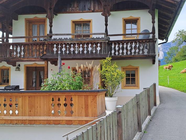 Chalet Anna mit Bergblick in Bruck am Ziller, Kaisergebirge