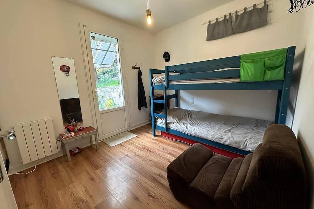 Pretty cottage overlooking the Loire Valley and Château d'Artias  in Chamalières-sur-Loire, Zentralmassiv