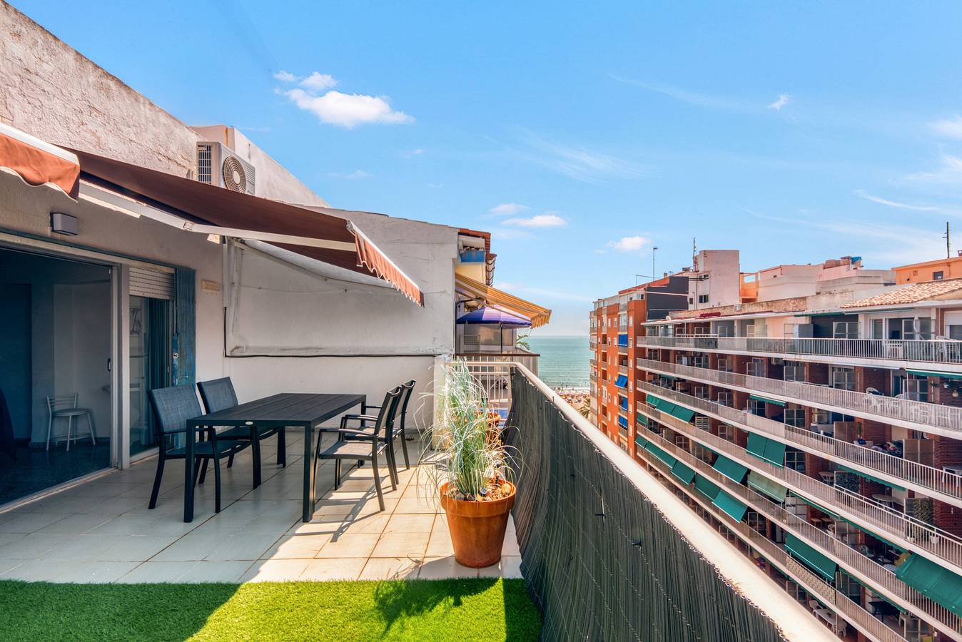 Ganze Wohnung, Apartment 'De Playa En Cullera' mit Meerblick, Wlan und Klimaanlage in Cullera, Costa de Valencia