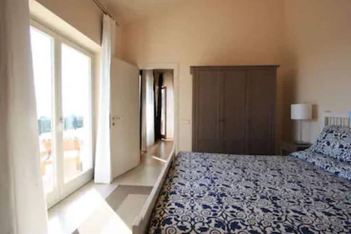 Appartamento intero, Holiday apartment near Rome - panorama terrace, Sea view -  garden, olive grove in Genzano di Roma, Castelli Romani