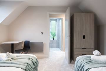 Glamping for 4 People in Leeds, West Yorkshire, Photo 4