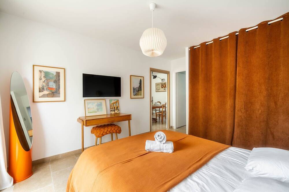 Maison Jeannot - Climatisée avec piscine in Vers-Pont-du-Gard, Nimes region