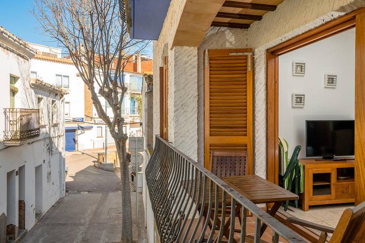 Apartamento entero, Bn-3 Apartamento centro de Calella, playa Port-Bo in Platgeta d'en Cosme (Palafrugell), Palafrugell