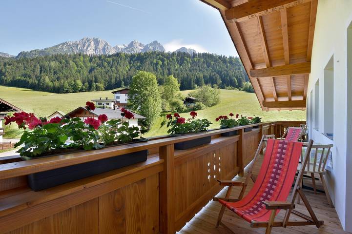 Ferienwohnung für 3 Personen, mit Balkon und Ausblick - 1