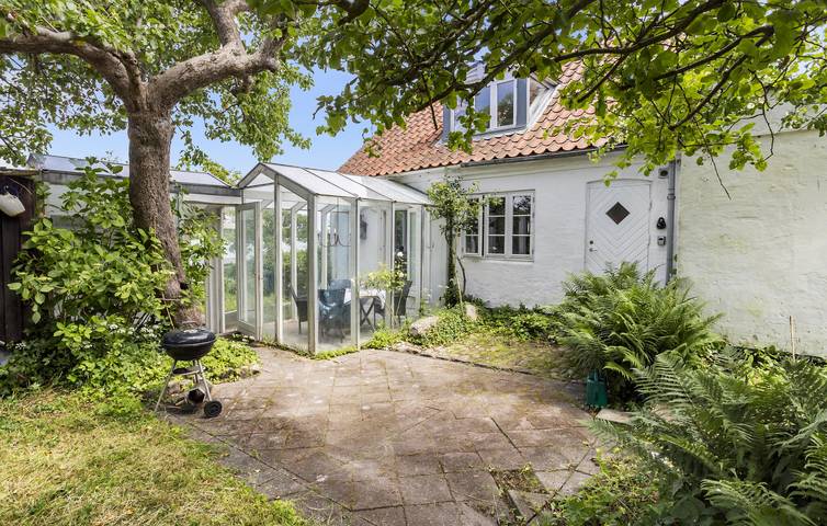 Ferieudlejning for 4 personer, med Terrasse i Thurø