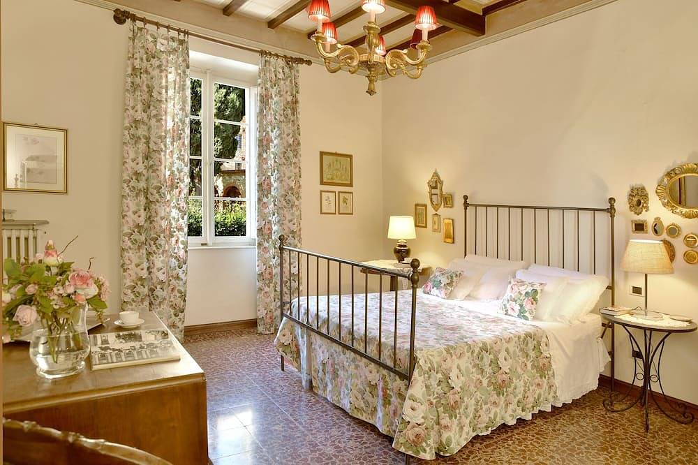 Villa With Pool In The Tuscan Hills in Lari, Casciana Terme Lari