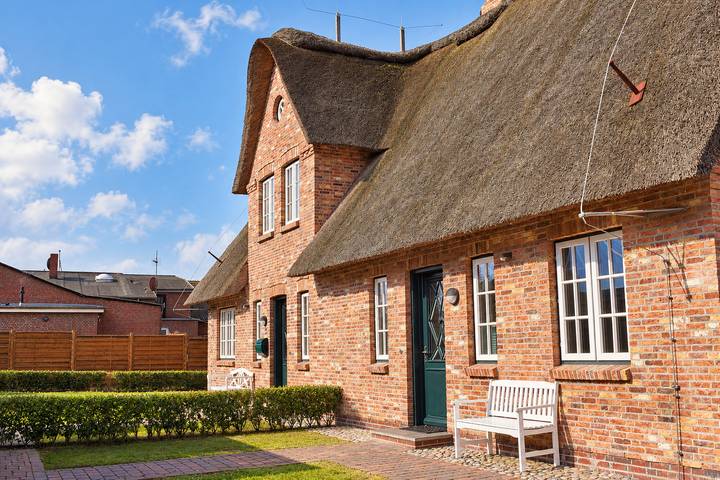 "Entspannen und Wohlfühlen im Reethuus Alt Wrixum – Ihr Traumurlaub wartet!" in Nordfriesische Inseln (Schleswig-Holstein) (Schleswig-Holstein), Wrixum