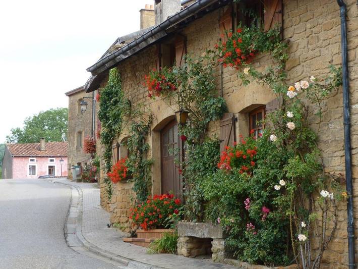 Gîte pour 5 personnes, avec vue et jardin dans Virton - 3