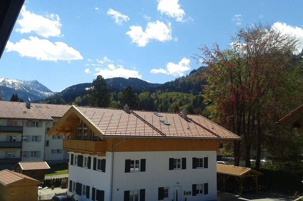 Entire apartment, Apartment No. 6, 2nd floor, west balcony - Gästehaus Johanna in Bad Wiessee, Bavarian Alps
