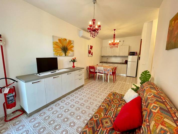 Ferienwohnung für 6 Personen, mit Balkon/Terrasse und Garten in Porto Santa Margherita - 3