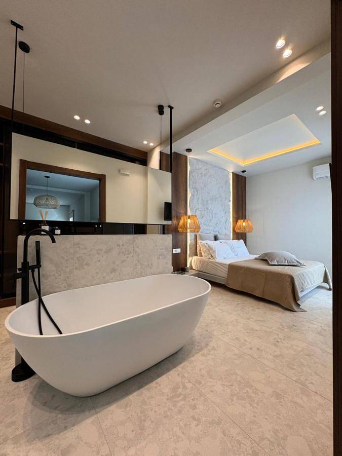 Aparthotel para 2 personas, con jacuzzi y jardín - 1