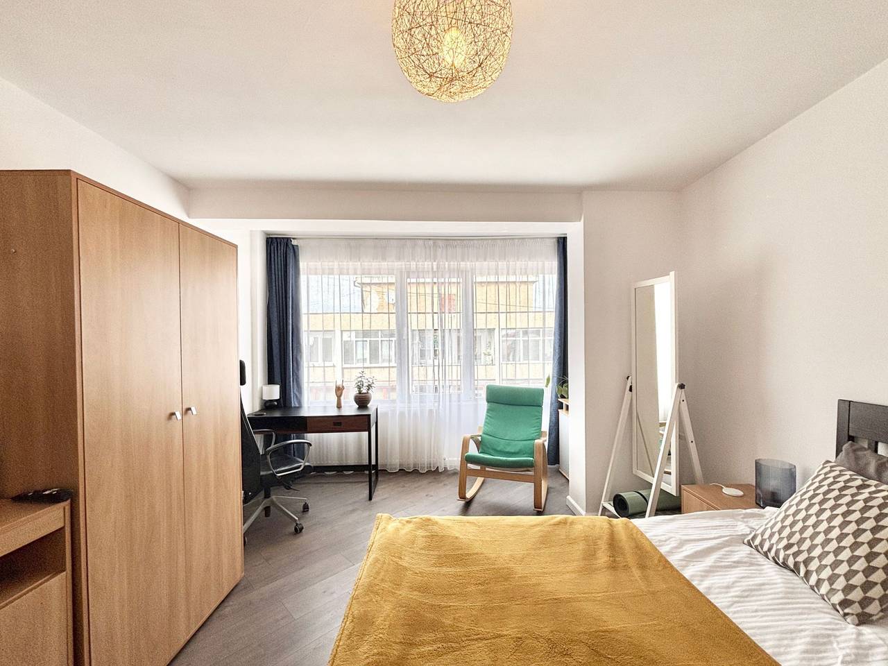 Ganze Wohnung, Opera Sunrise zentrale moderne Balkonwohnung in Timișoara, Timiș