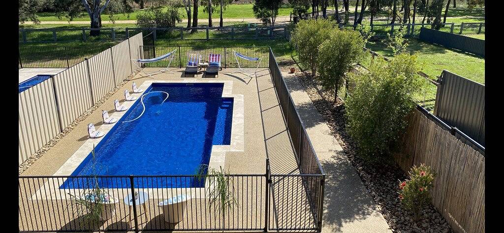 Holiday home for 12 people, with garden and balcony in Yarrawonga