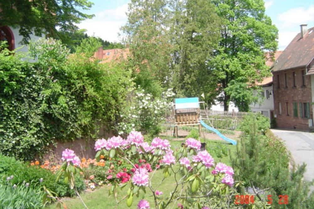 Ganze Wohnung, Ferienhof Christmann - Ferienwohnung Silke in Mossautal, Odenwaldkreis