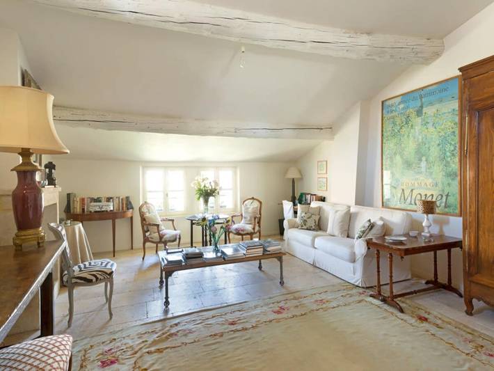 Gîte pour 4 personnes, avec piscine, adapté aux familles à Uzès - 2