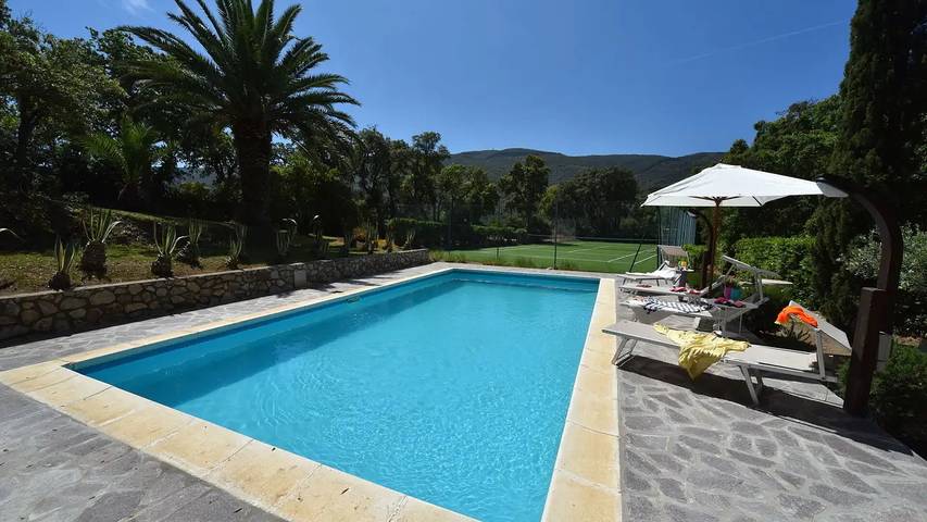 Ferienhaus für 9 Personen, mit Terrasse und Pool sowie Garten auf Elba - 3