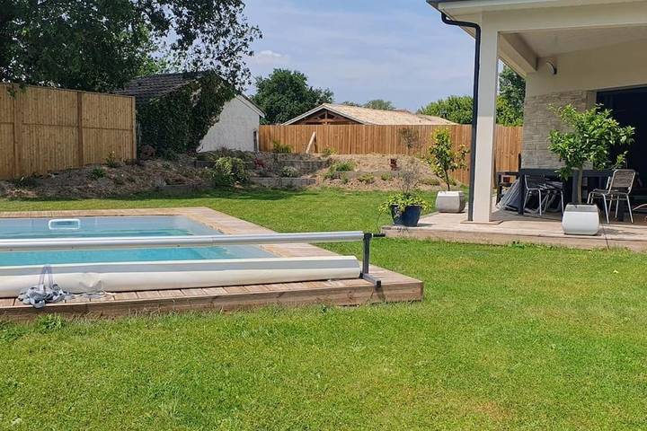 Location de vacances pour 6 personnes, avec terrasse ainsi que piscine et jardin, animaux acceptés à Moulis-en-Médoc - 3