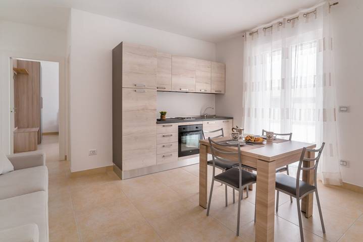 Ferienwohnung für 2 Personen, mit Balkon/Terrasse in Apulien - 2