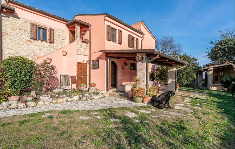 Casa de vacaciones para 9 personas con piscina in Montefiore dell'Aso, Provincia de Ascoli Piceno