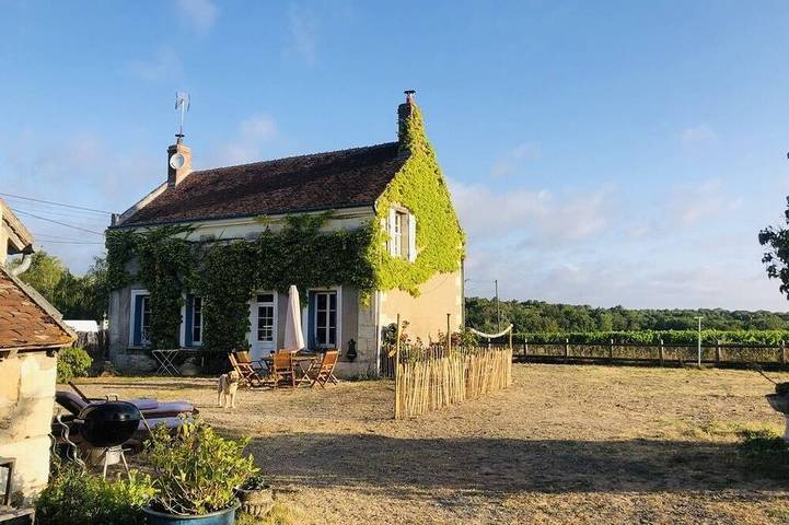 Location de vacances pour 8 personnes, avec jardin, animaux acceptés à Pouillé