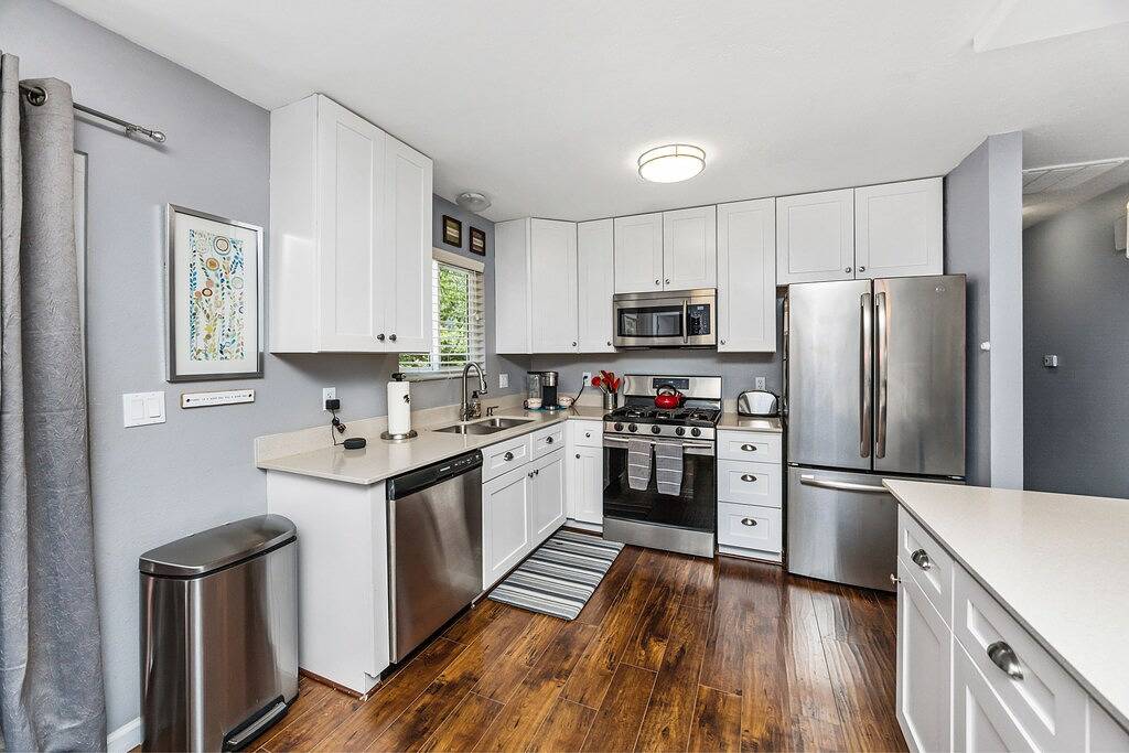 Remodeled 3Bd / 2Bth Treetop House * Downtown Lage + Ansichten + Neue Senktpreise * in Prescott, Yavapai County