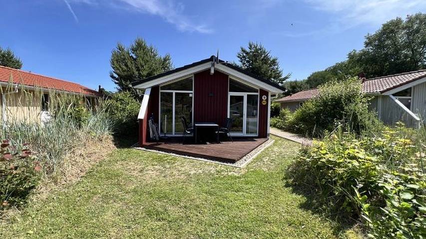 Ferienhaus für 4 Personen, mit Garten und Terrasse sowie Sauna in Travemünde