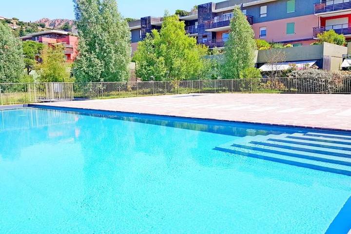 Appartement de vacances pour 5 personnes, avec vue ainsi que balcon et piscine - 1