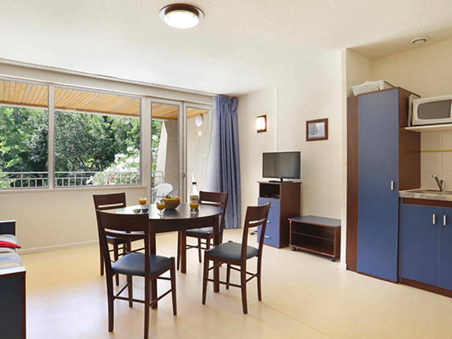 Résidence Le Domaine de Chames - Vacancéole - Estudio 5 personas - Con zona de dormitorio para 5 personas in Vallon-Pont-d'Arc, Ardèche