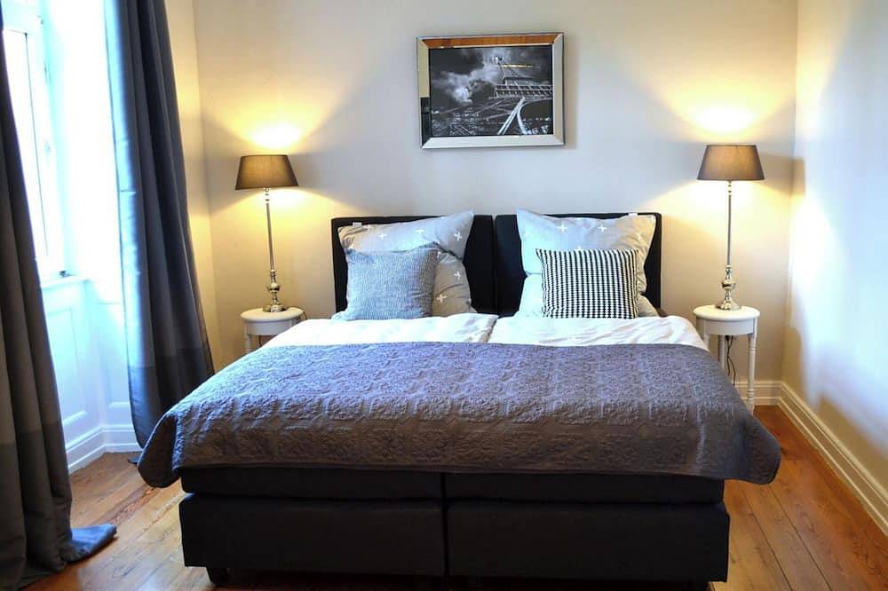 Ganze Wohnung, Villa Eselsfürth - Die Shabby-Chic Ferienwohnung in Kaiserslautern, Saar-Nahe-Bergland