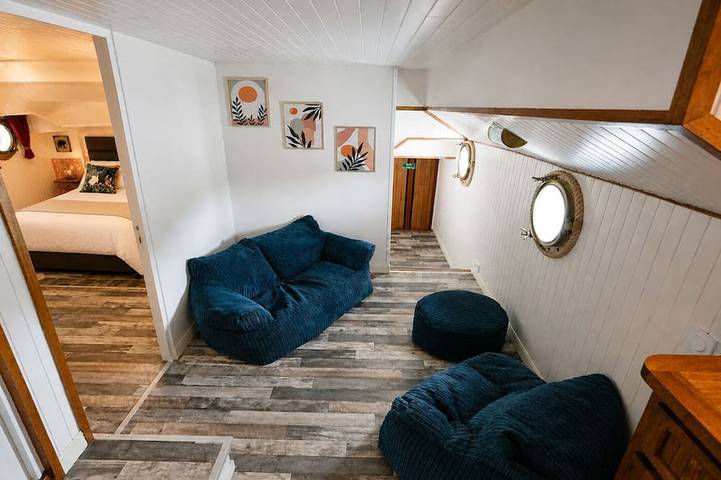 Péniche pour 2 personnes, avec Jacuzzi ainsi que Terrasse et Jardin en Provence-Alpes-Côte d'Azur - 3