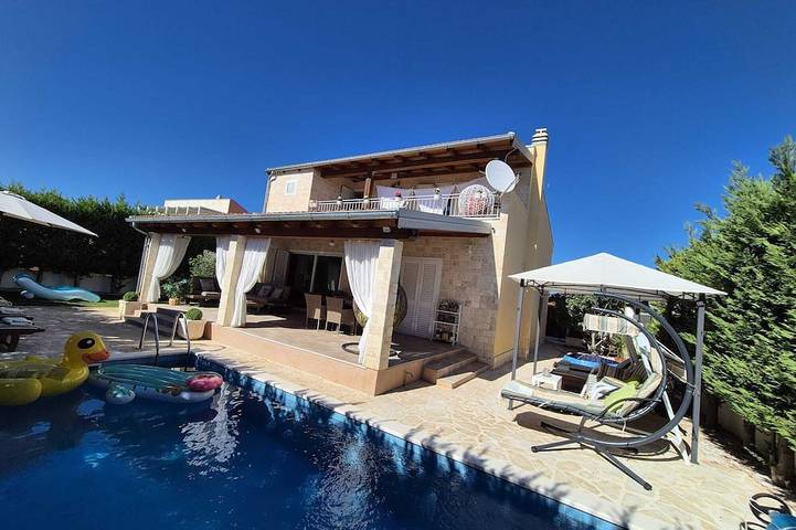 Villa pour 7 personnes, avec jardin, animaux acceptés - 1