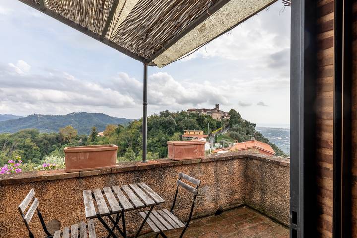 Location de vacances pour 6 personnes, avec bassin pour enfant et jardin, animaux acceptés à Camaiore - 2